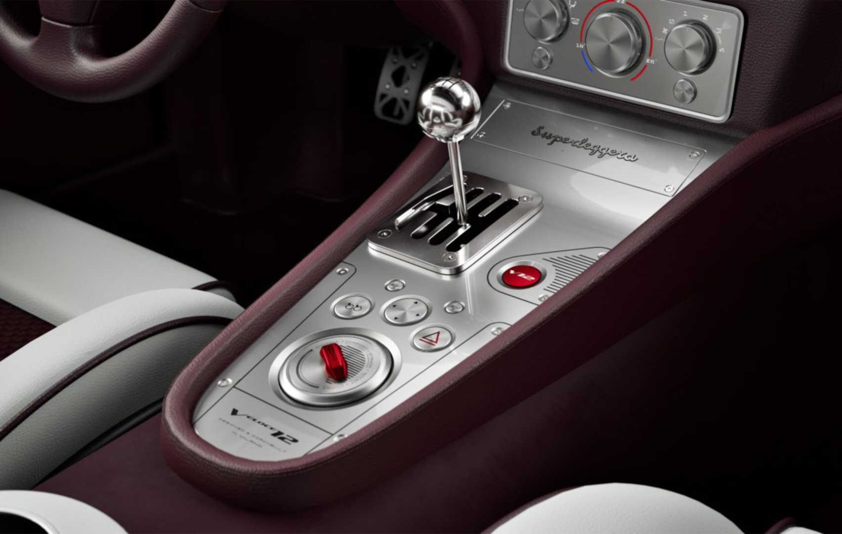 SMALL_aperta-interior-4-1200x761